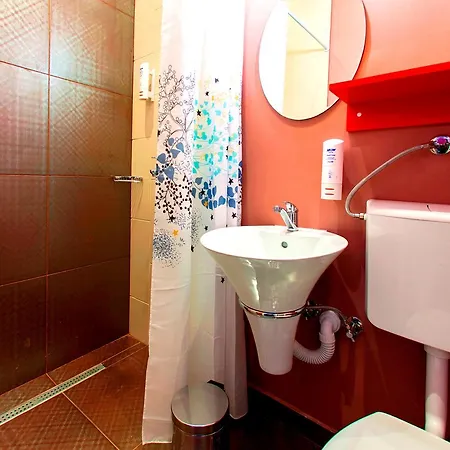 Inn Eshe Boutique