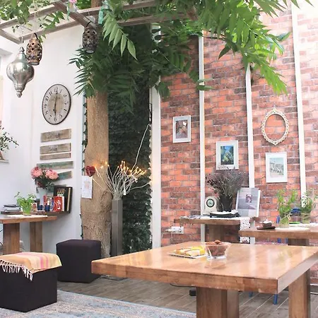 Eshe Boutique Inn 3*